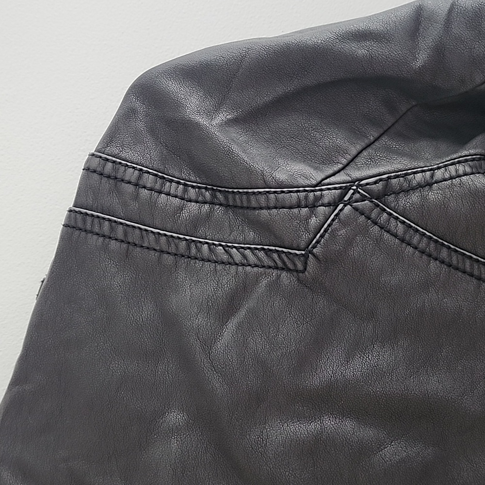 βΌοΈVERY RARE!βΌοΈ πβ€οΈ HOLLISTER PLEATHER MOTO JACKET β€οΈπ - Picture 13 of 16
